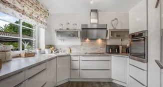 von_poll_real_estate_property_25053062.1_image_5