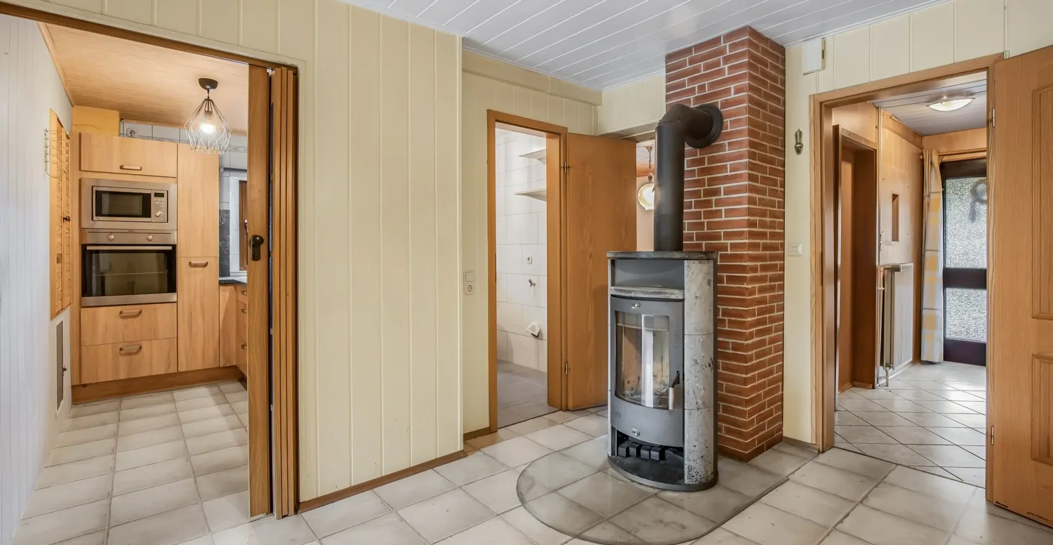 Essbereich mit Kamin