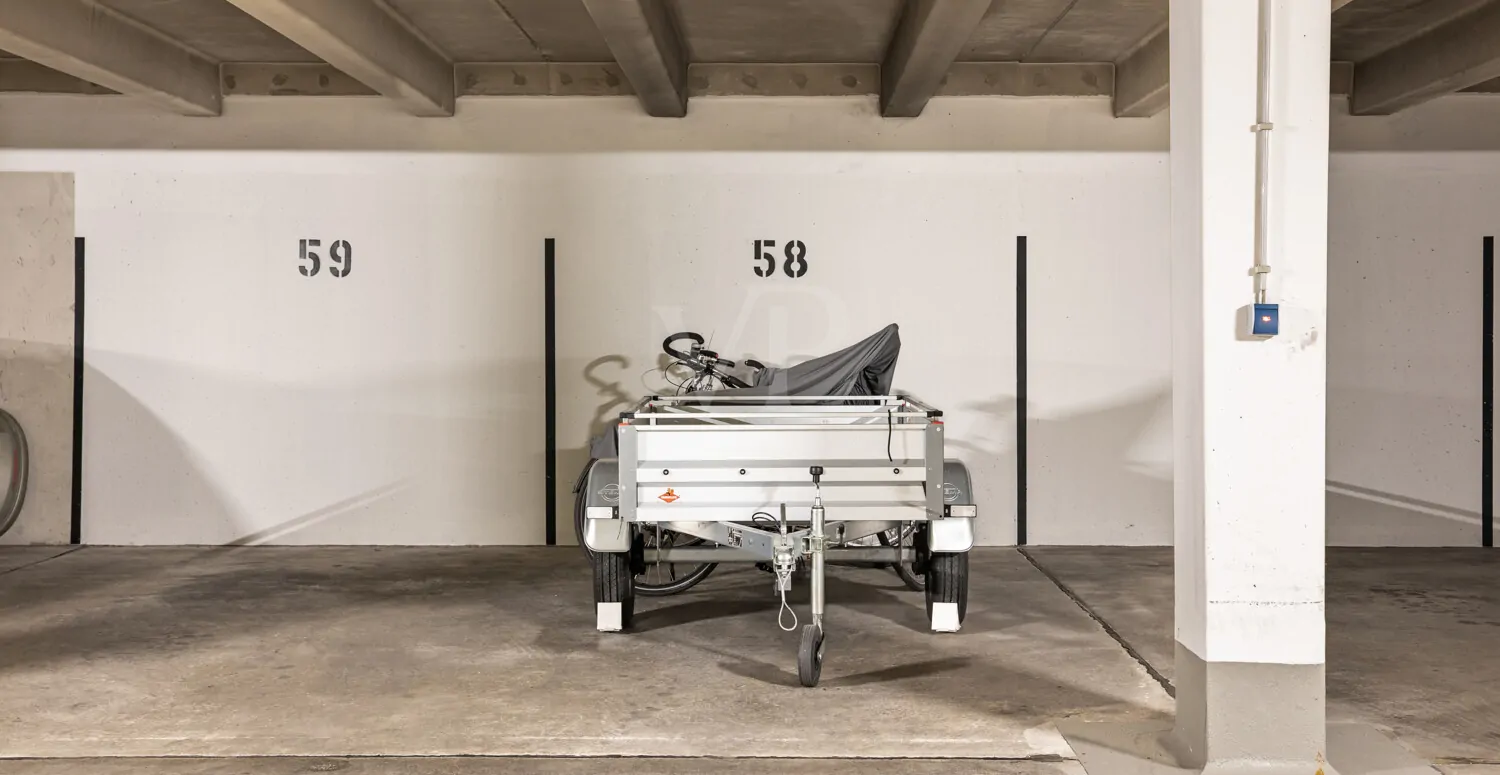 Tiefgaragenstellplatz