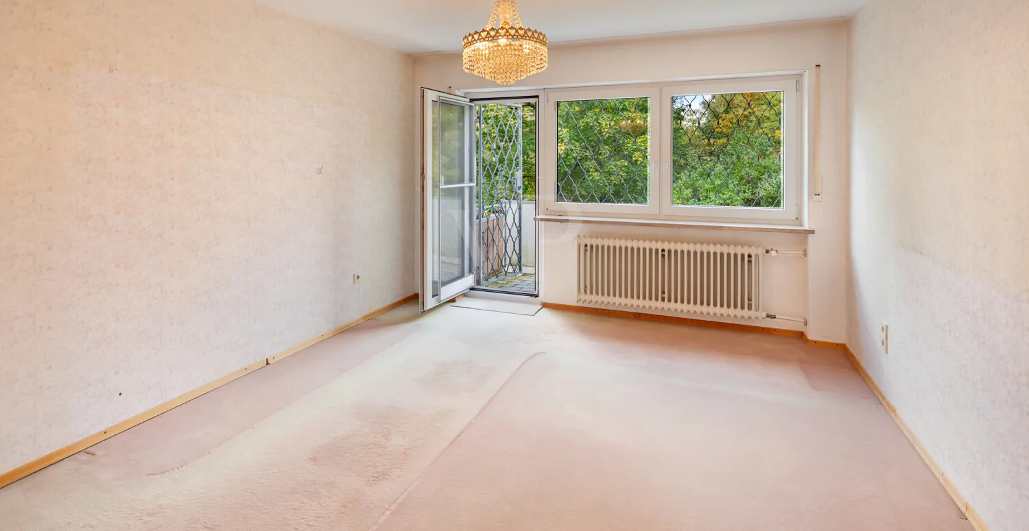 Schlafzimmer mit Balkon