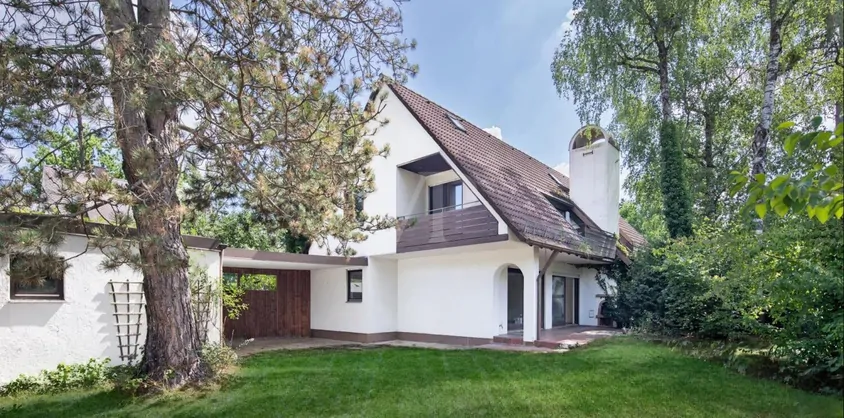 von Poll Immobilien GmbH