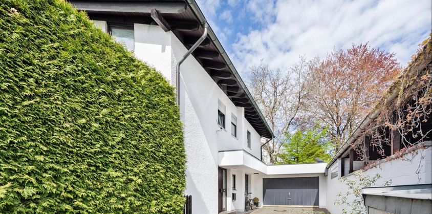 von Poll Immobilien GmbH