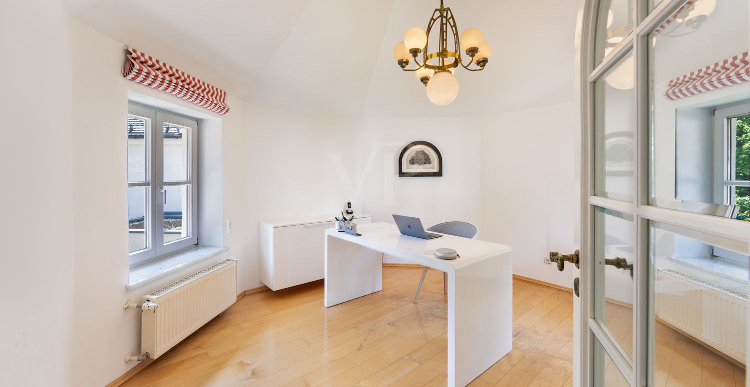 Büro I