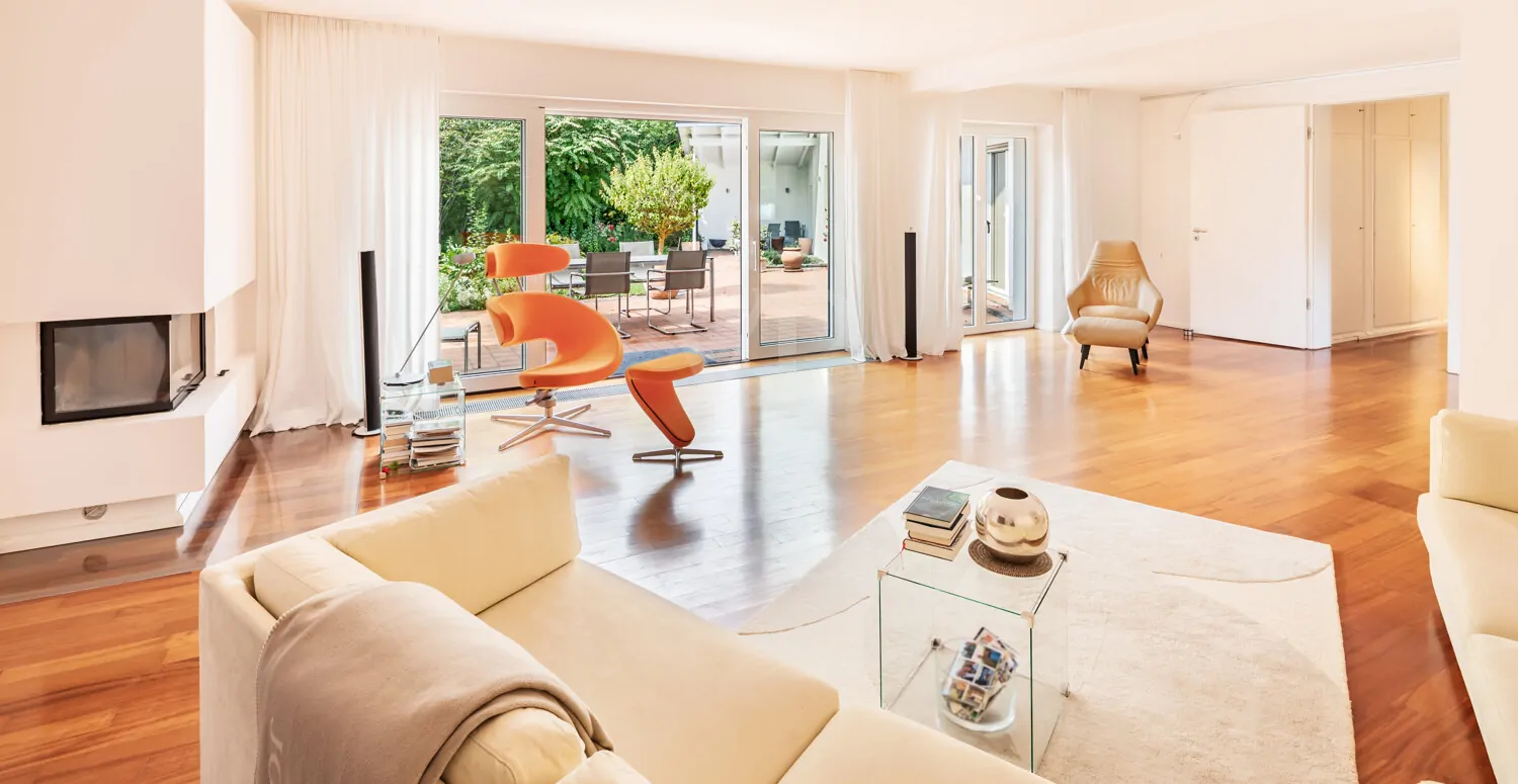 Wohnzimmer mit Terrassenzugang