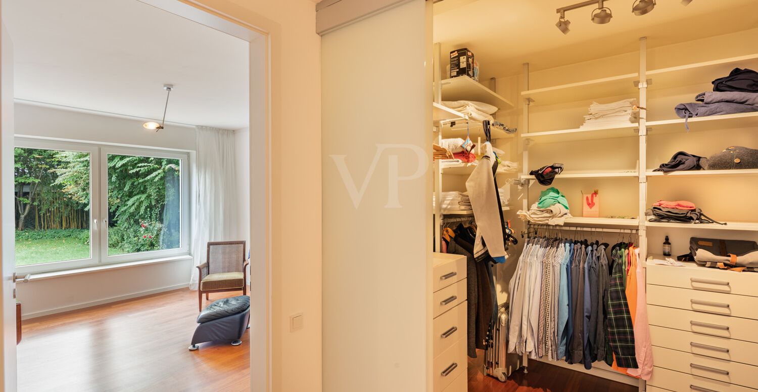 Ankleide mit Elternschlafzimmer