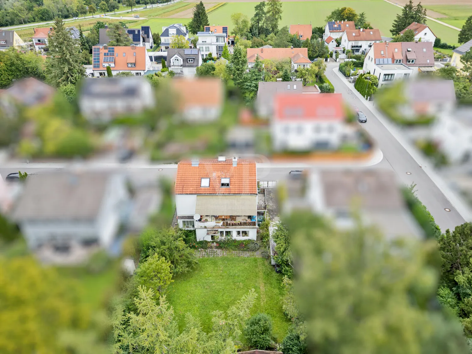 Attractive property with existing building in a sought-after location in Gräfelfing