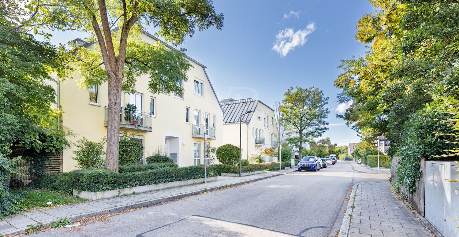 Straßenansicht