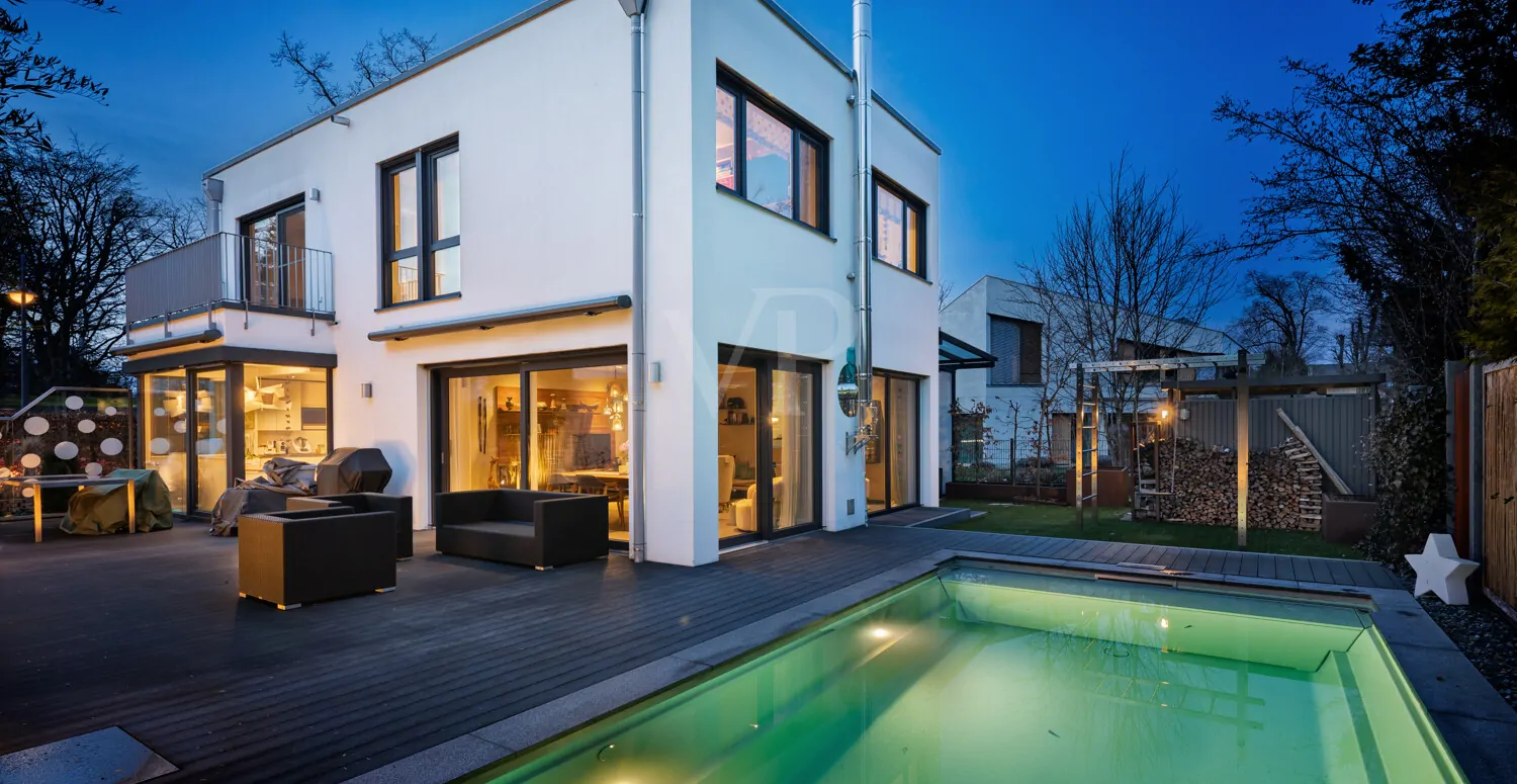 Pool- / Terrassenbereich