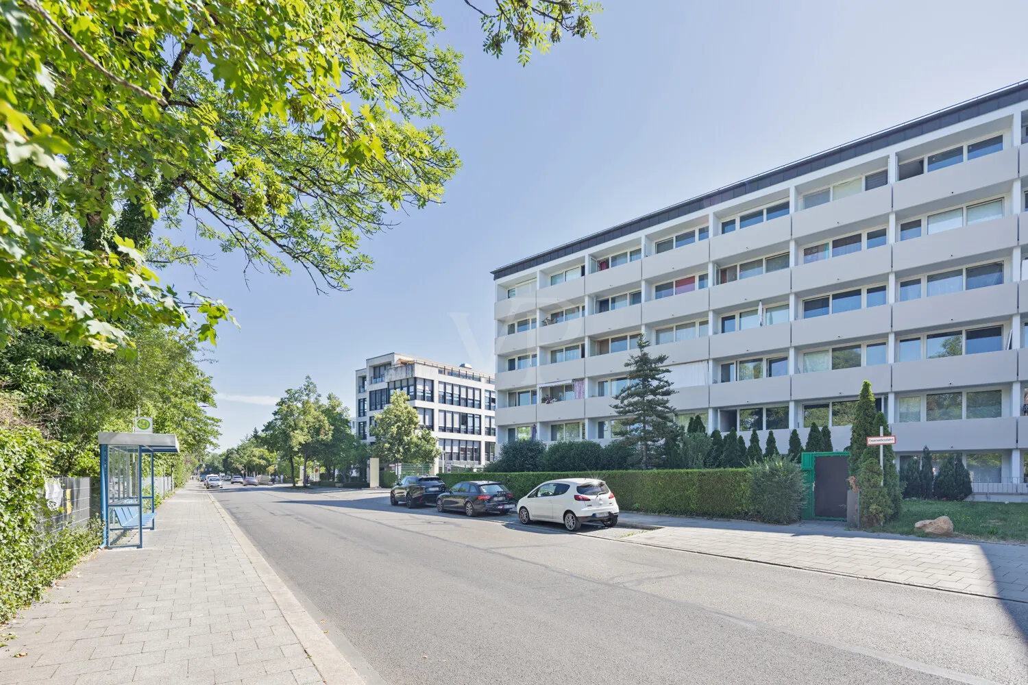 Straßenansicht