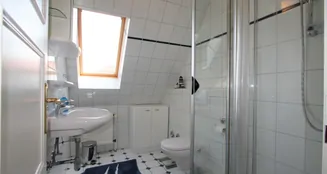 von_poll_real_estate_property_25253009_image_7