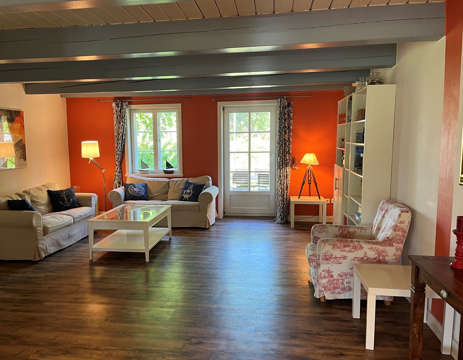 Gemütliches 4-Zimmer-Ferienhausteil unter Reet