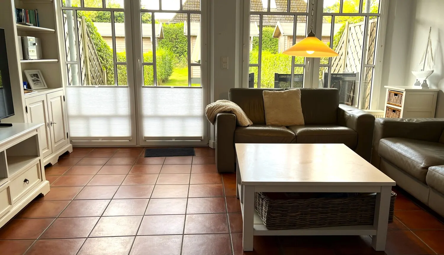 Drei Hausteile unter einem Dach in sehr guter Lage