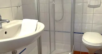 von_poll_real_estate_property_25253010_image_9