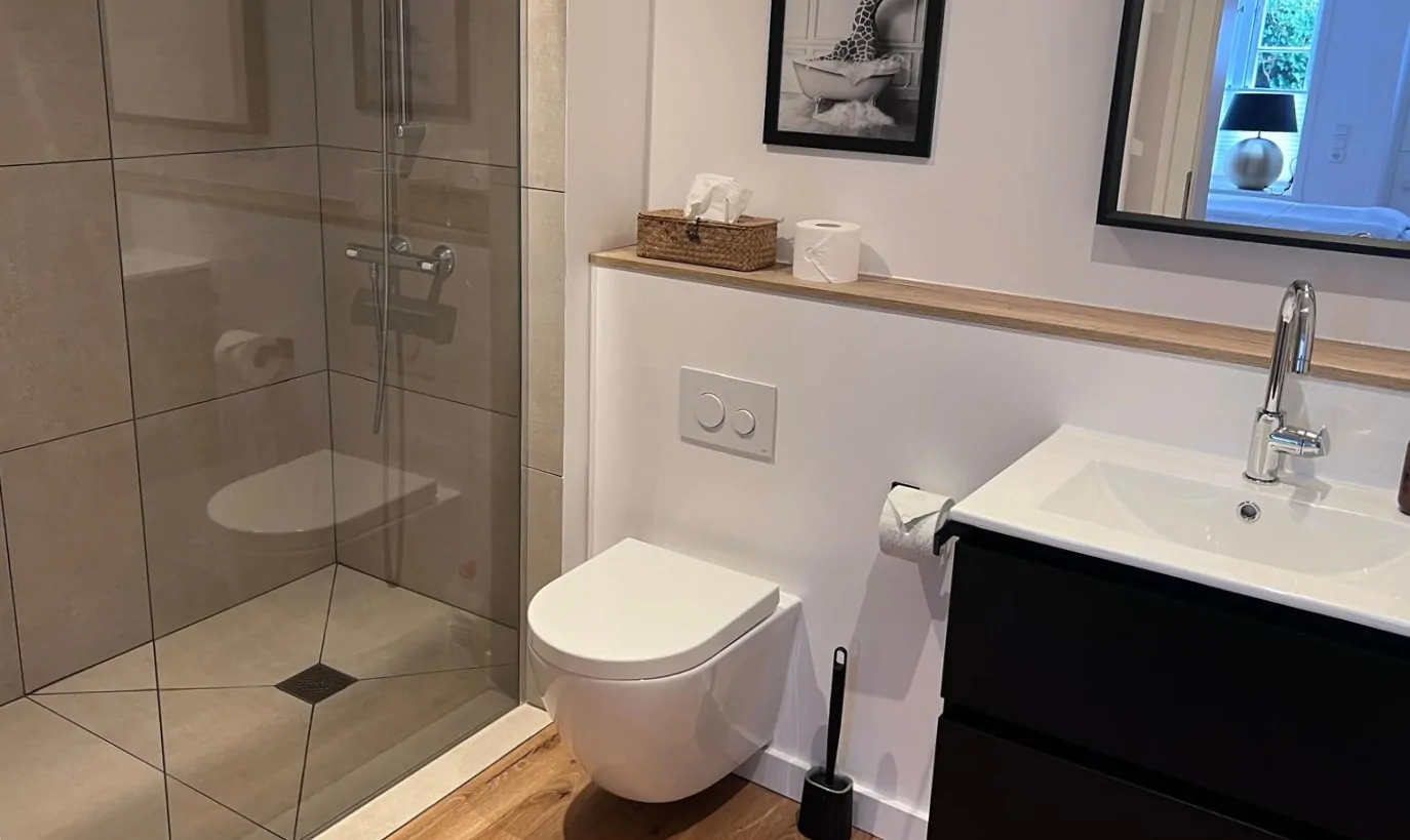 Top-Immobilie: Fünf exklusive Ferienwohnungen und eine Inhaberwohnung in begehrter Lage