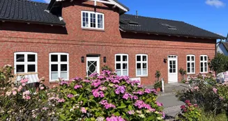 von_poll_real_estate_property_25253011_image_0