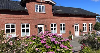 von_poll_real_estate_property_25253011_image_1