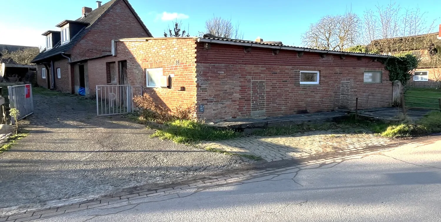 Baugrundstück mit Potential in ruhiger Lage