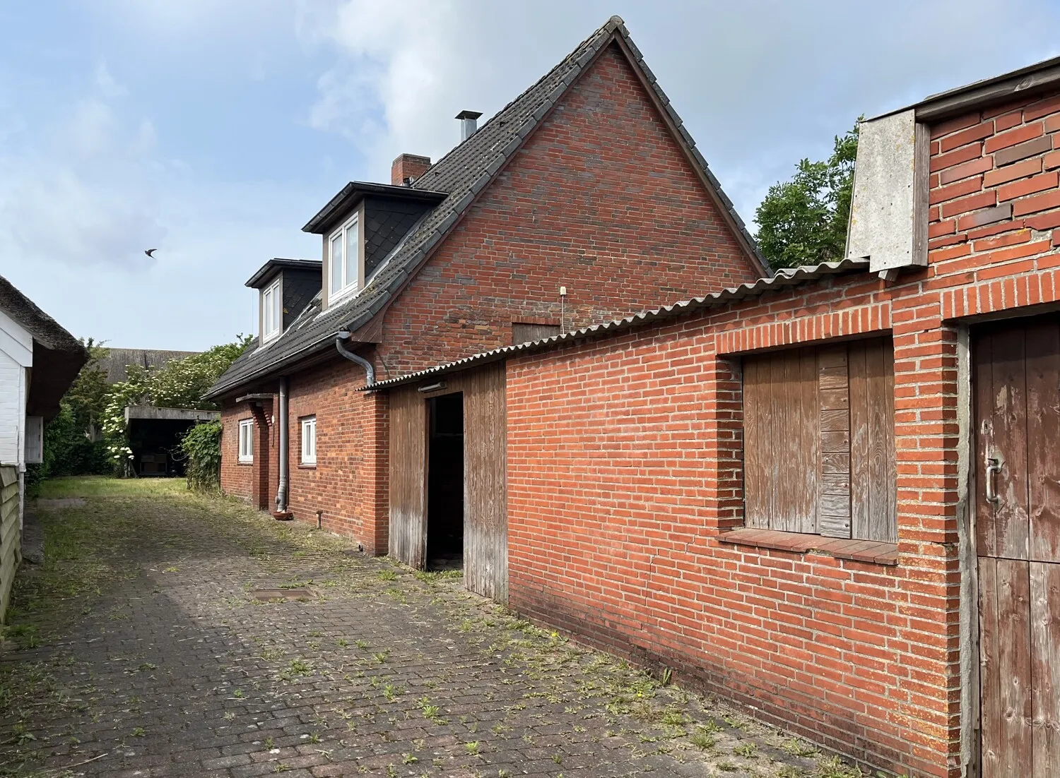 Baugrundstück für zwei Wohnhäuser in ruhiger Lage