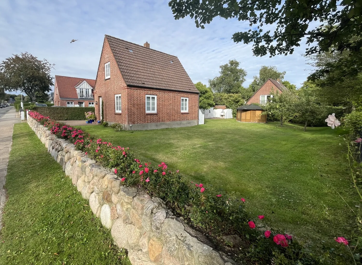 Charmant und sehr gepflegt: Kleines Traumhaus in begehrter Lage mit Potential