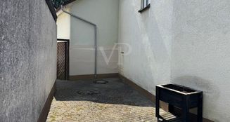 von_poll_real_estate_property_25191127_image_12