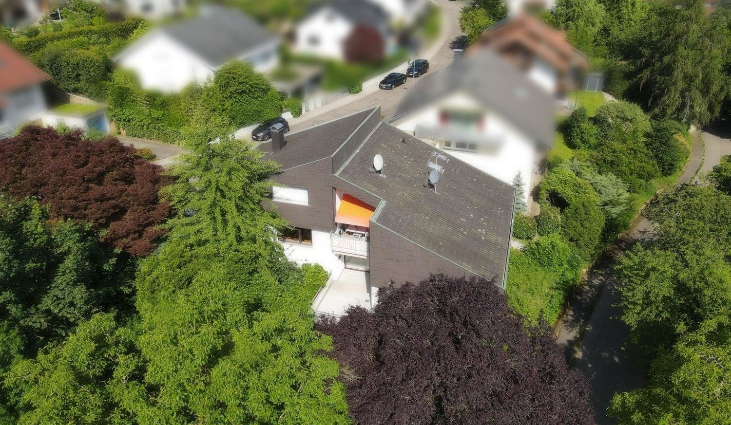 Wohnen & Vermieten: Großzügiges Architektenhaus mit Einliegerwohnung