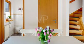 von_poll_real_estate_property_25191125_image_3
