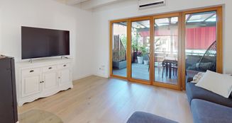 von_poll_real_estate_property_25191125_image_0