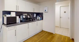 von_poll_real_estate_property_25191120_image_7