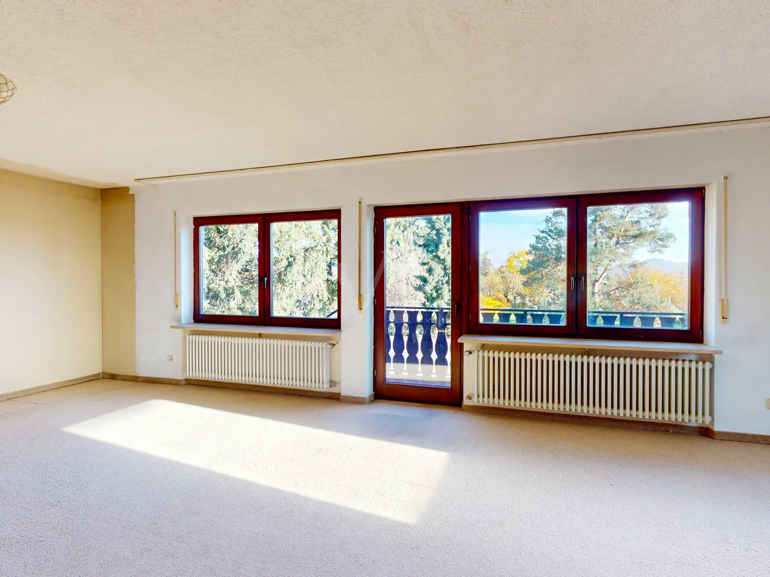 Großes Schlafzimmer