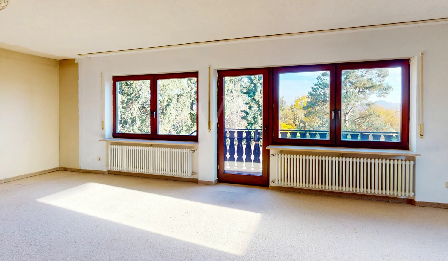 Großes Schlafzimmer