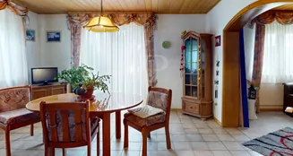 von_poll_real_estate_property_25191132_image_4