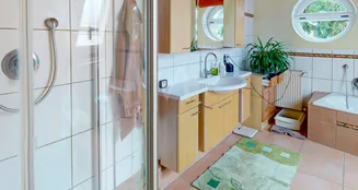 von_poll_real_estate_property_25191132_image_15