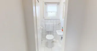 von_poll_real_estate_property_25191135_image_10