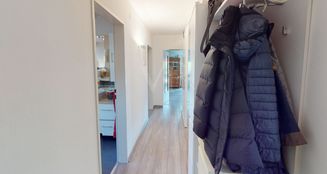 von_poll_real_estate_property_25191135_image_17