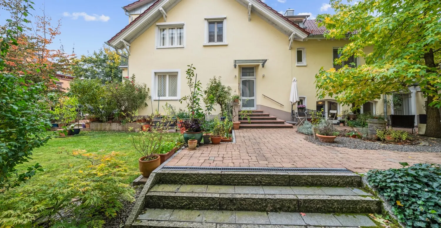 Bequemer Hauszugang nach dem Verlassen des Aufzugs