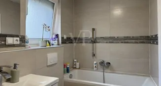 von_poll_real_estate_property_25191142_image_8