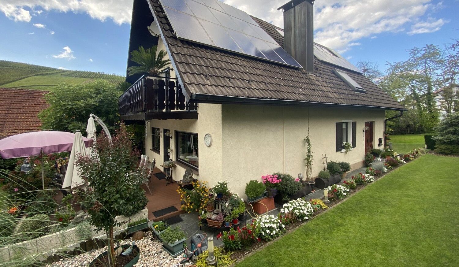 Familienfreundliches Zuhause mit Gartenidylle