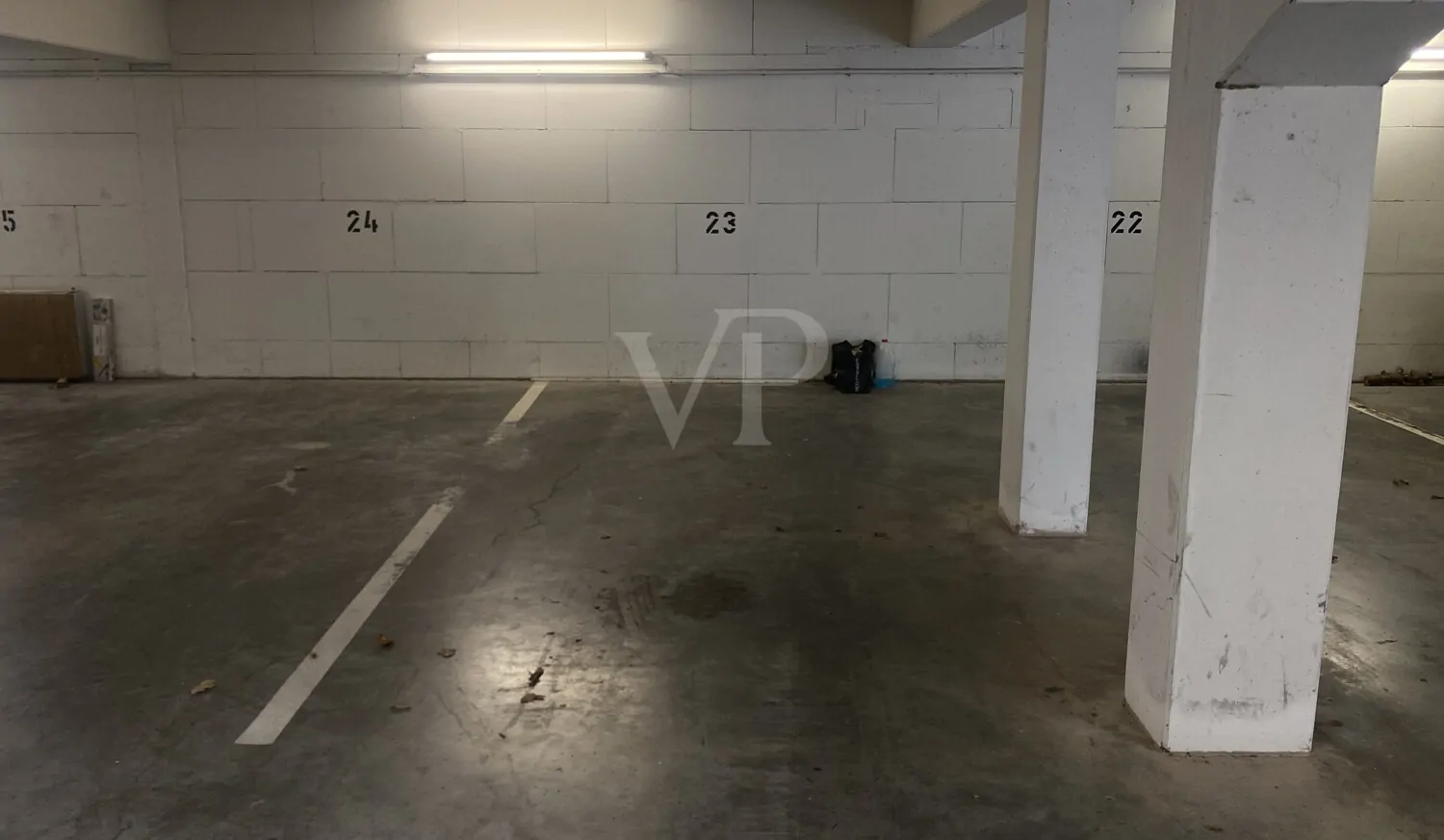 Tiefgaragenstellplatz