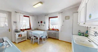 von_poll_real_estate_property_25191149_image_12