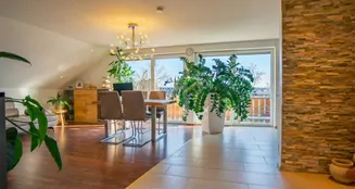 von_poll_real_estate_property_26191152_image_16