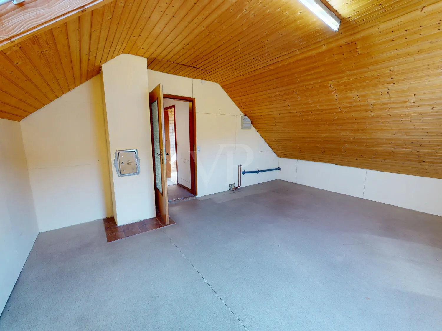 Zimmer mit Ausbaupotenzial, DG