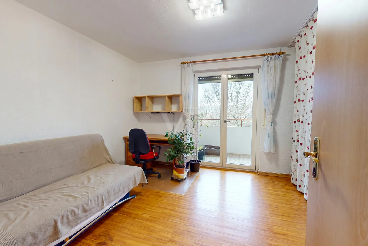 Kinderzimmer mit Balkon