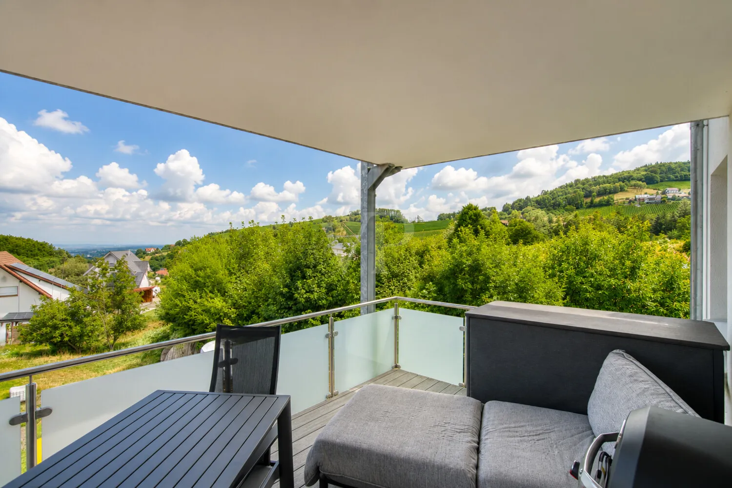 Großzügiger Balkon...