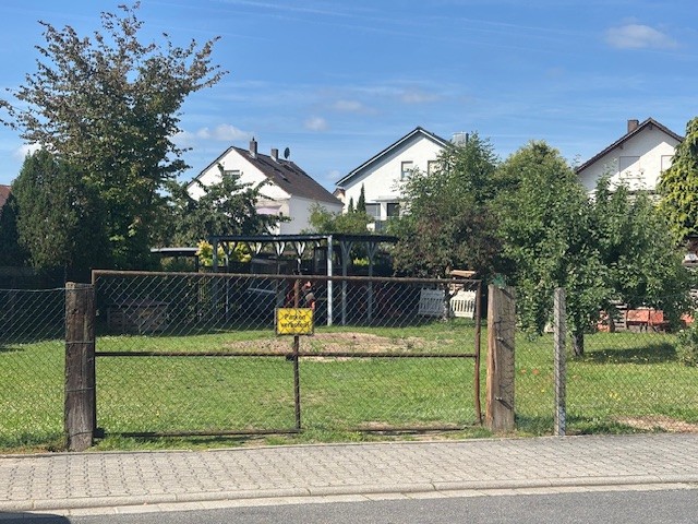 Grundstück