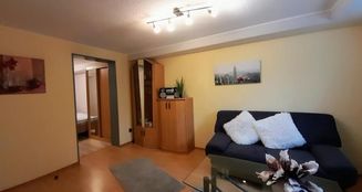 von_poll_real_estate_property_25117011_image_0