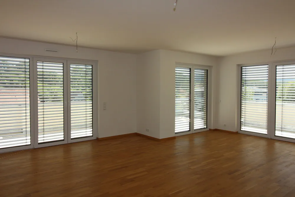 Wohnraum mit Raffstores