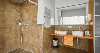 von_poll_real_estate_property_26486012_image_10