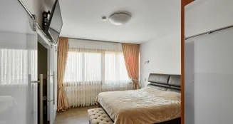 von_poll_real_estate_property_26486012_image_8