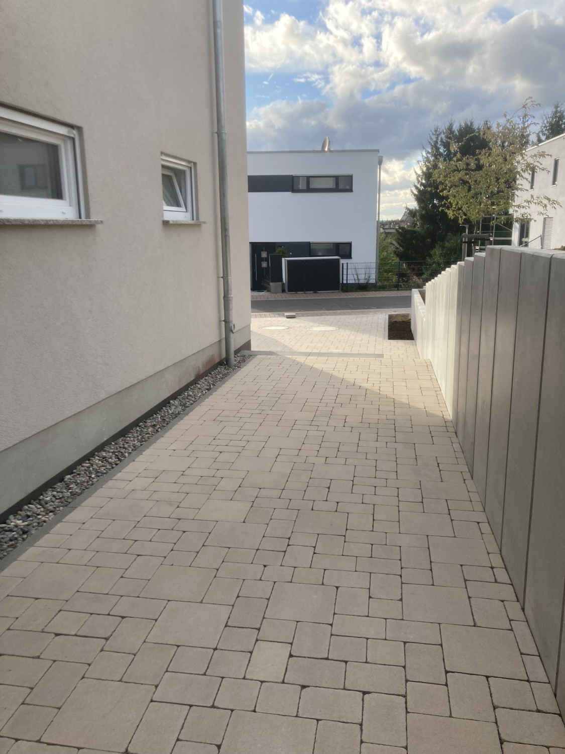 Neubau Maisonette Wohnung mit Terrasse!