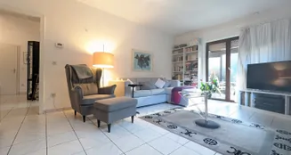 von_poll_real_estate_property_25089121_image_1